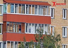 06 балкон-с-крышей-красный